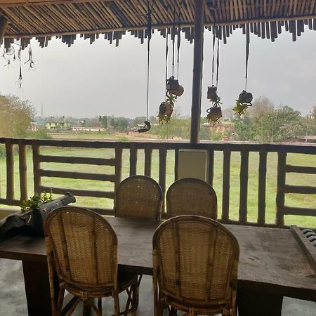 Longchen Homestay Dimāpur Kültér fotó